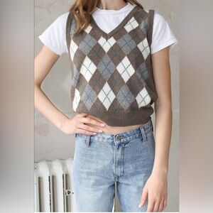 Brandy Melville Brown Argyle Off-the-Shoulder Sweater